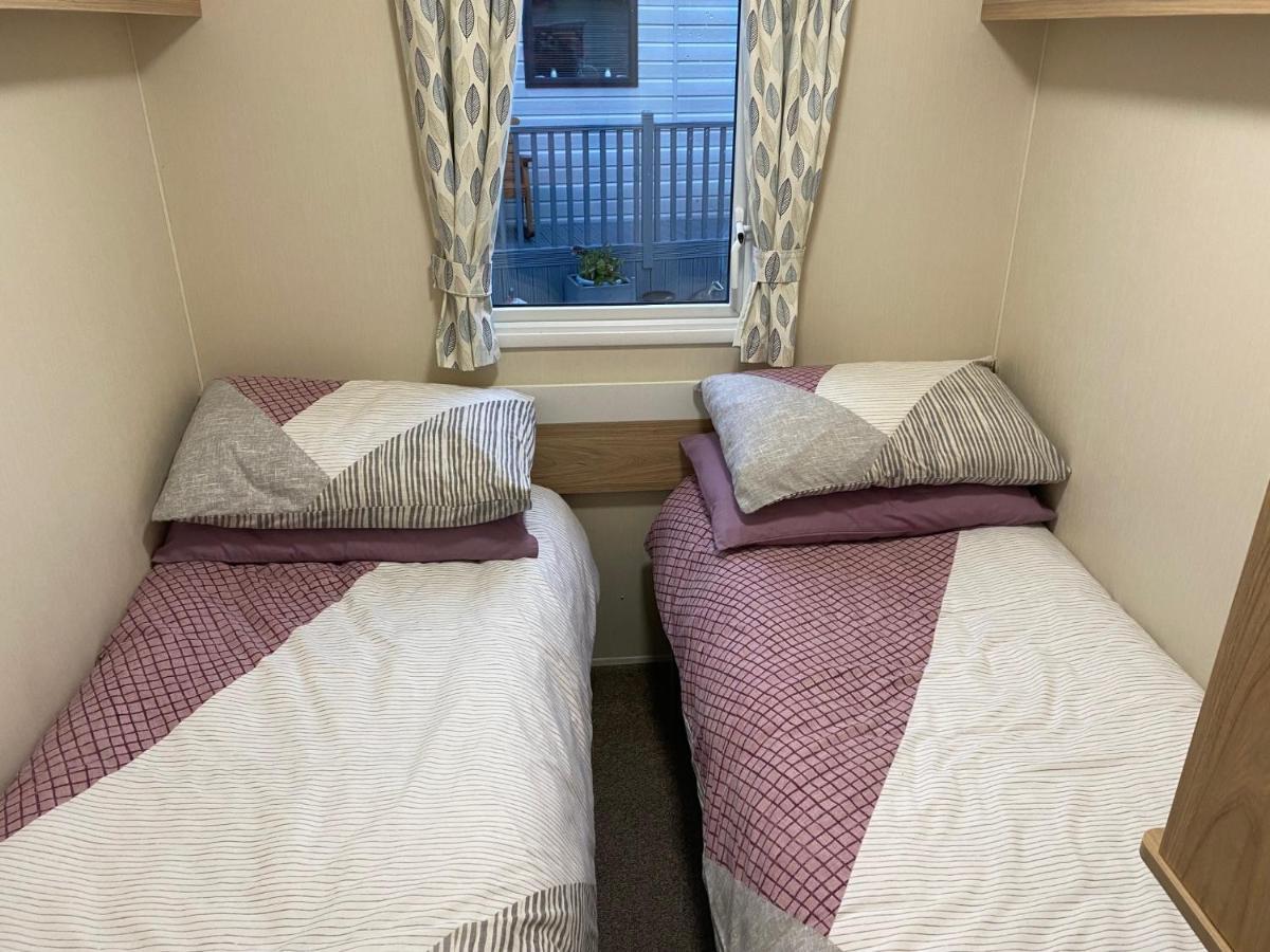 Willow Lodge Crowle  المظهر الخارجي الصورة